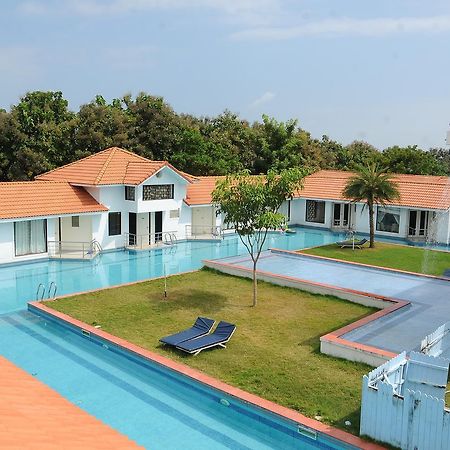 Village Retreat Kalpakkam Buitenkant foto